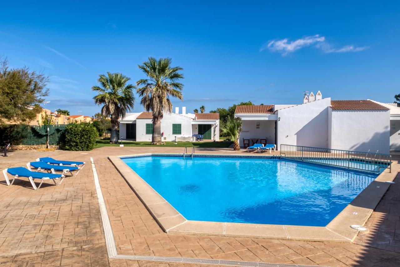 Apartamentos Las Golondrinas Cala'N Bosch  Exterior photo